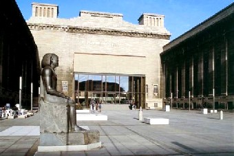 Берлин одолжит статую фараона музею Metropolitan на 10 лет