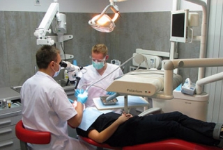 В Польше процветает «стоматологический» туризм