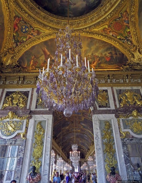 Альбом отзыва "Версальский дворец. Покои королевы и галерея Битв"